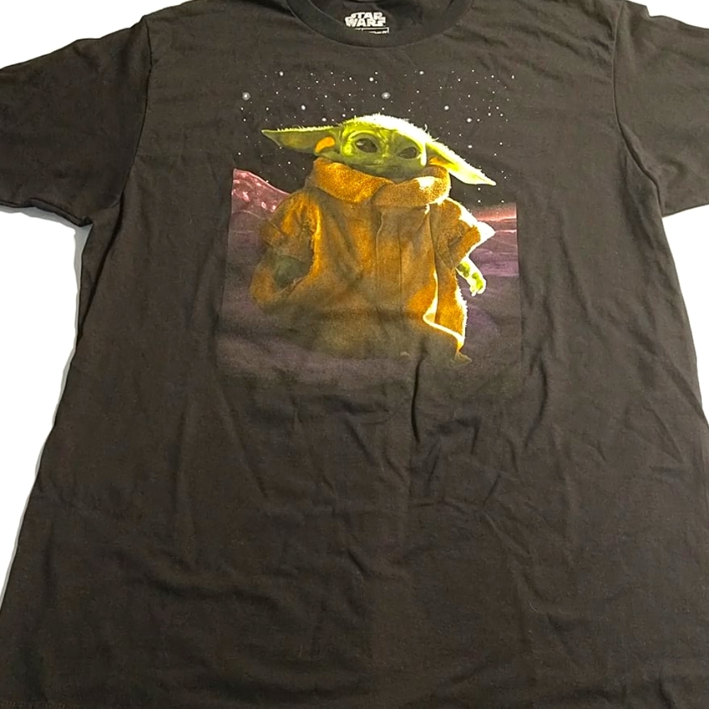 Mandalorian Tee L